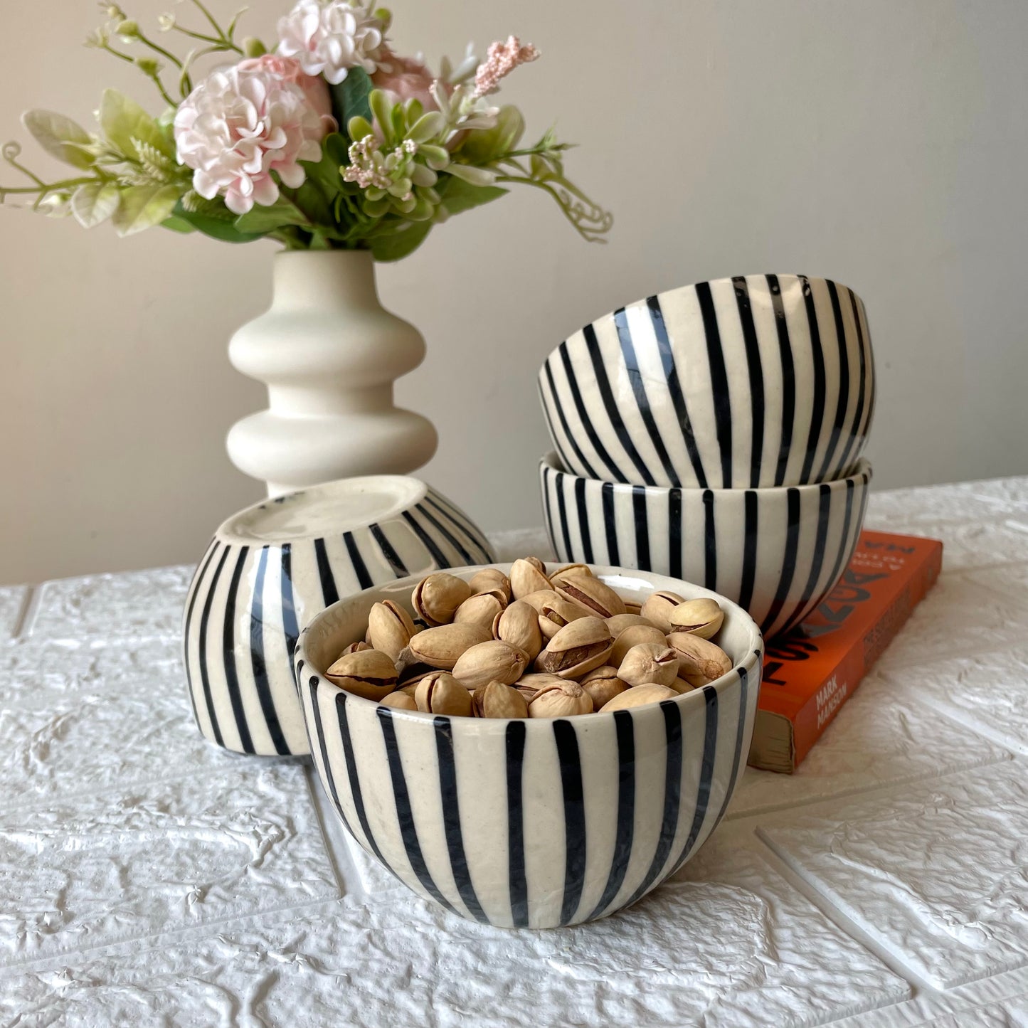 Stripes ceramic bowl (BUY 1 GET 1 Free)