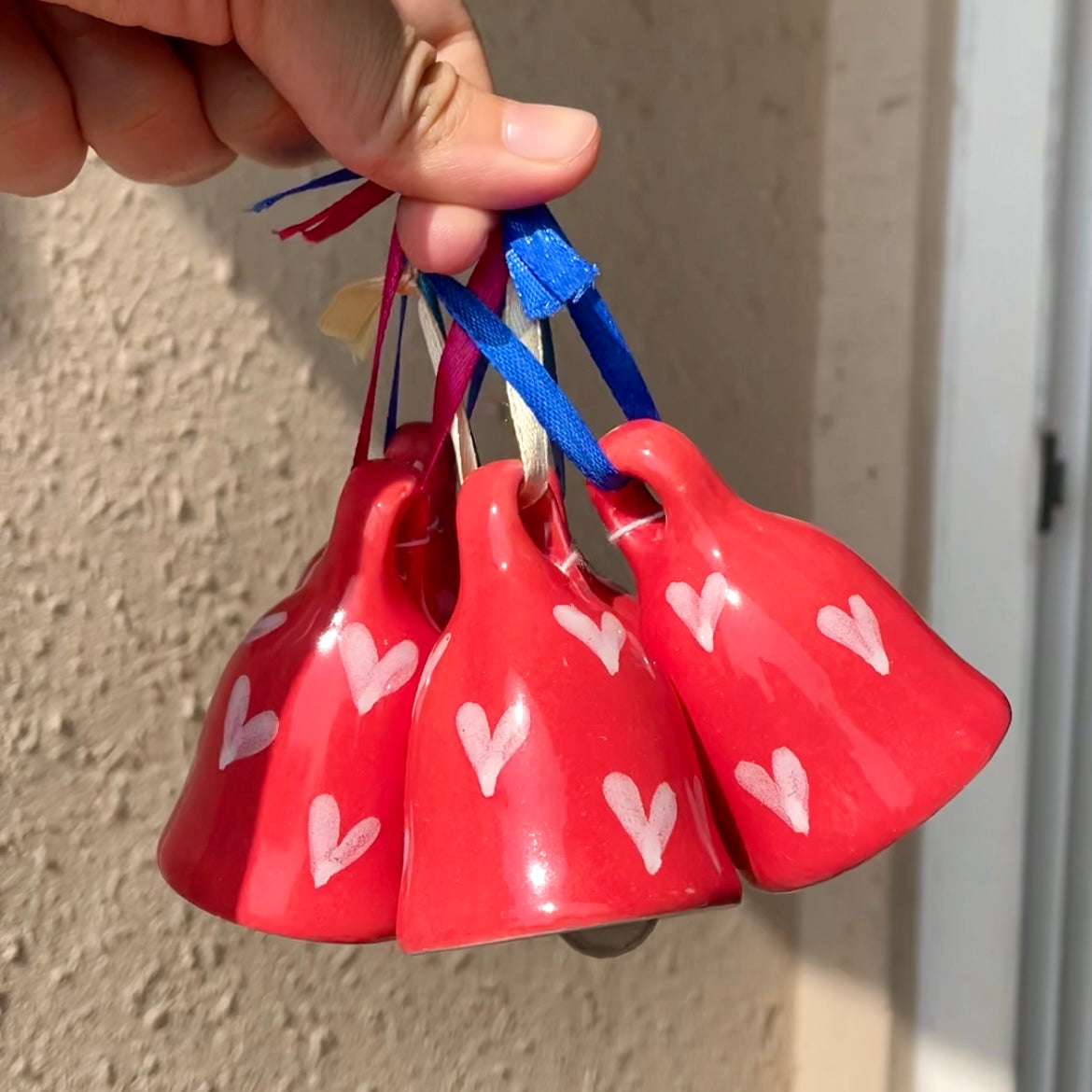 Sweetheart bells- White hearts- Set of 3