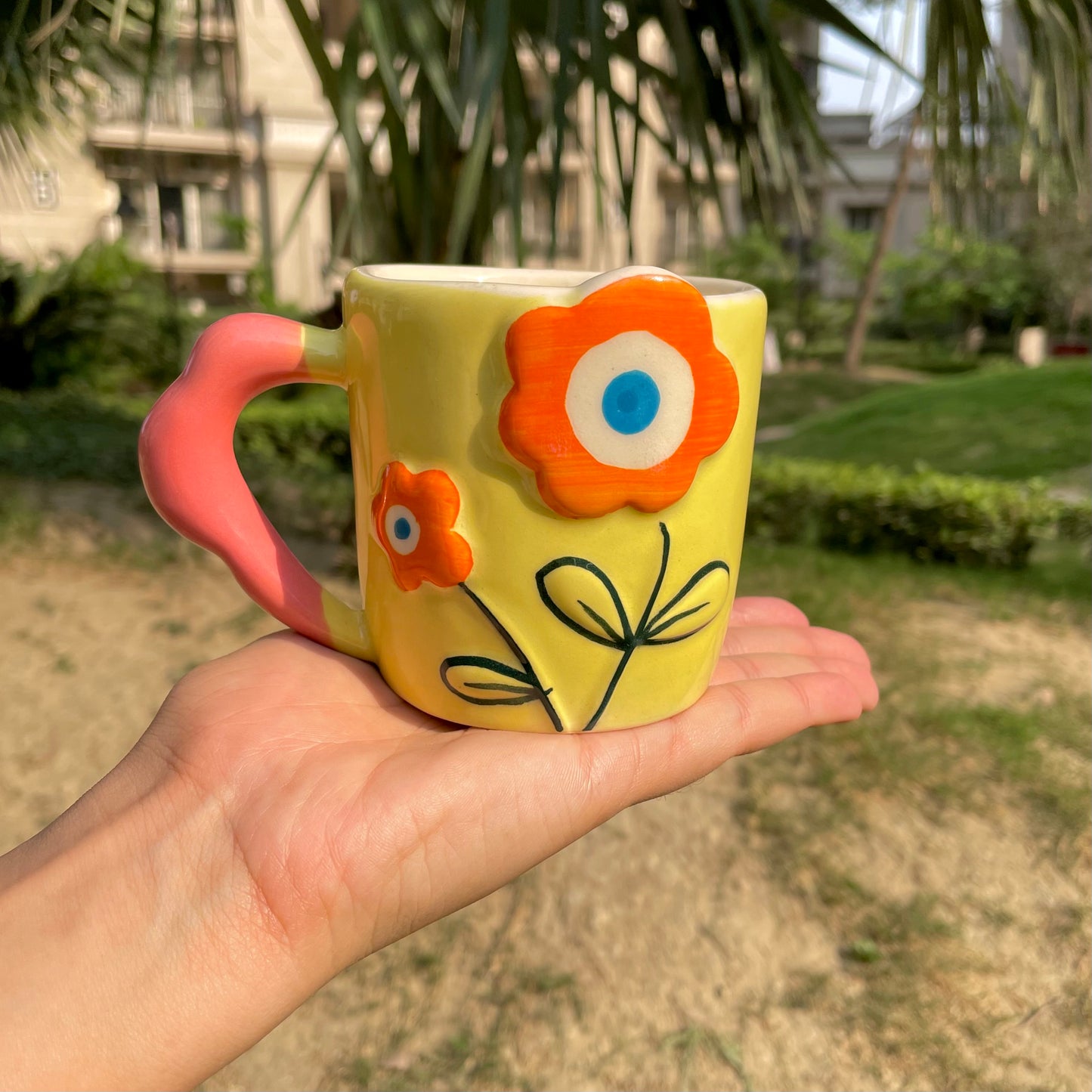 Floral pop mug yellow