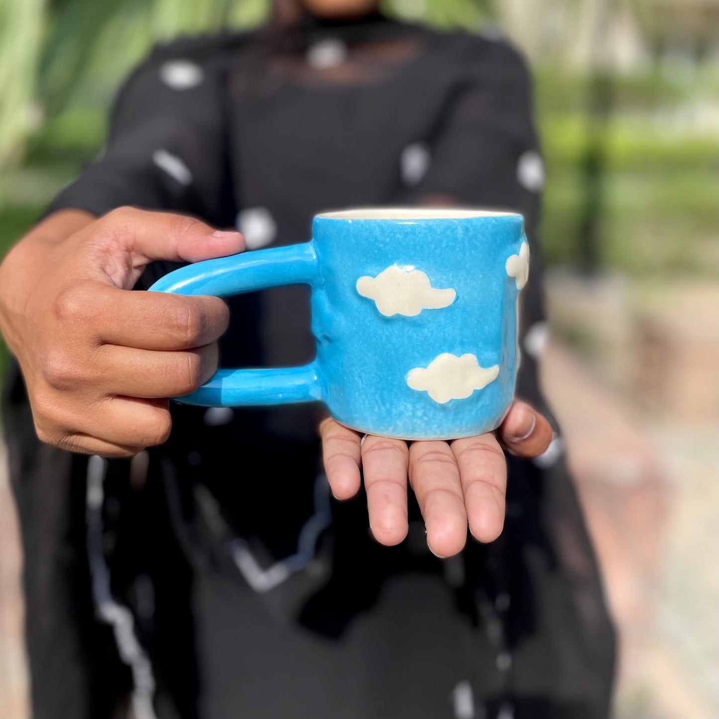 Cloud catcher mug with long handle
