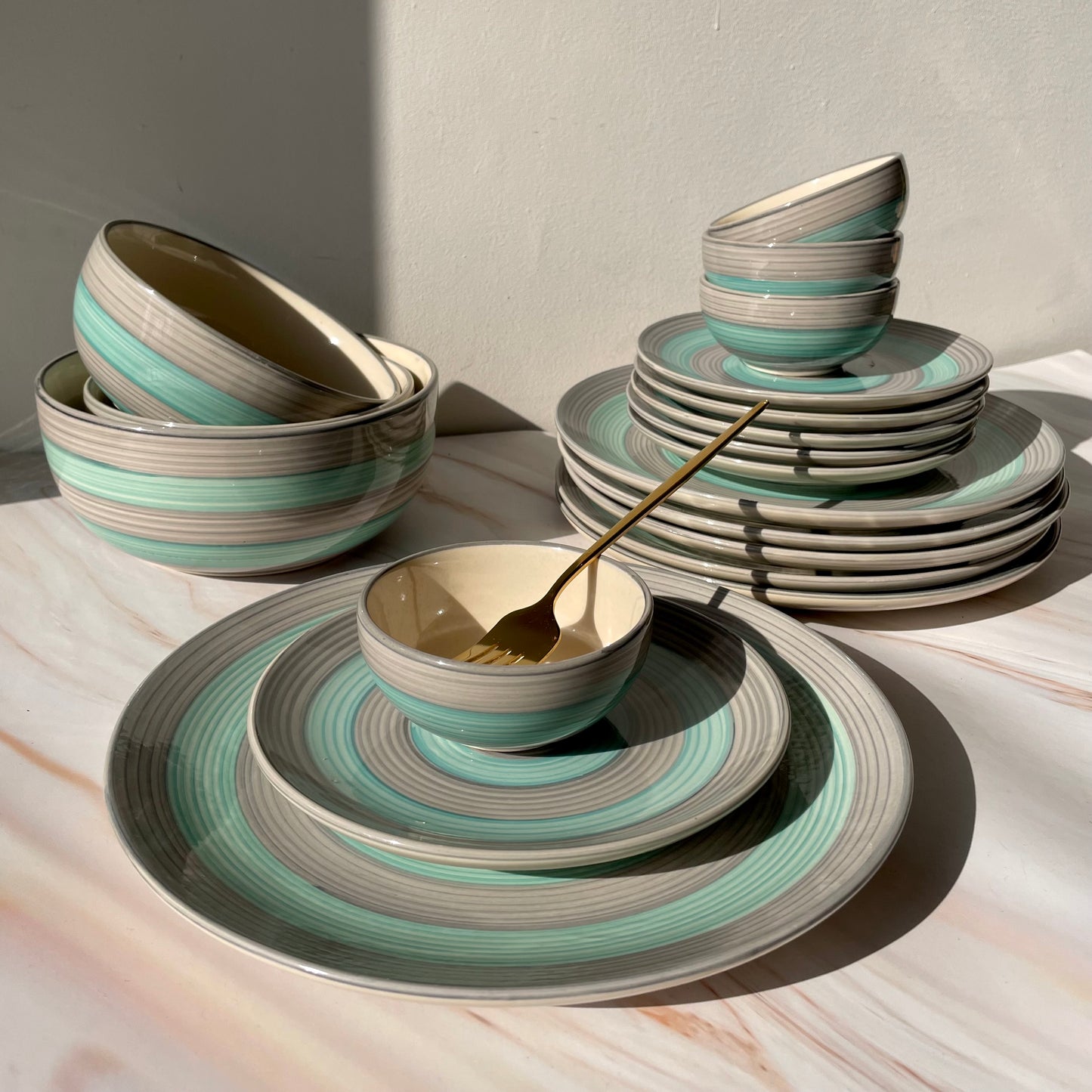 Green grey spiral dinner set (18 pieces)- FLAT 50% OFF
