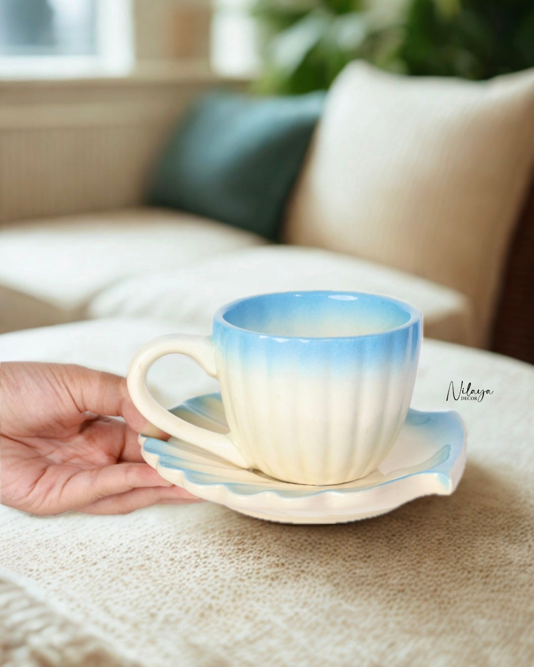 Ocean shell cup saucer (ombré blue)