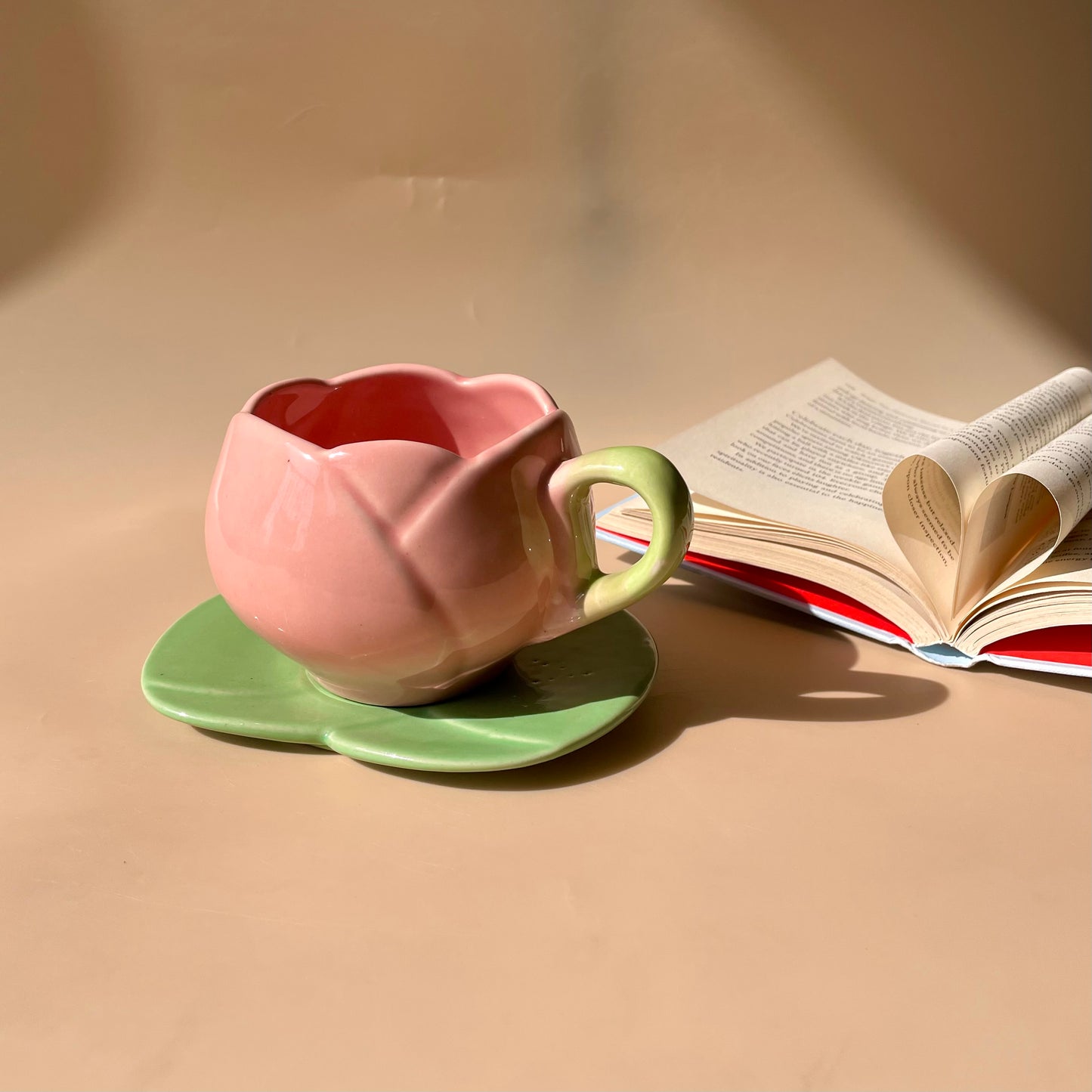 Lotus biscoff cup saucer (Pink)