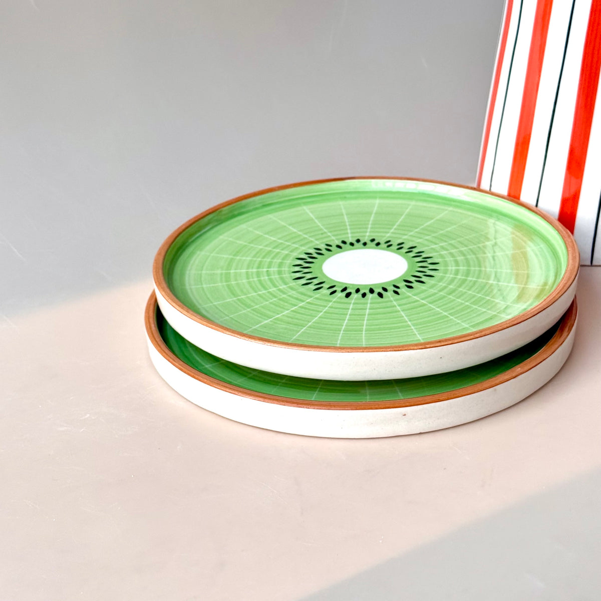 Kiwi Snack Plate cum platter (8-inch)
