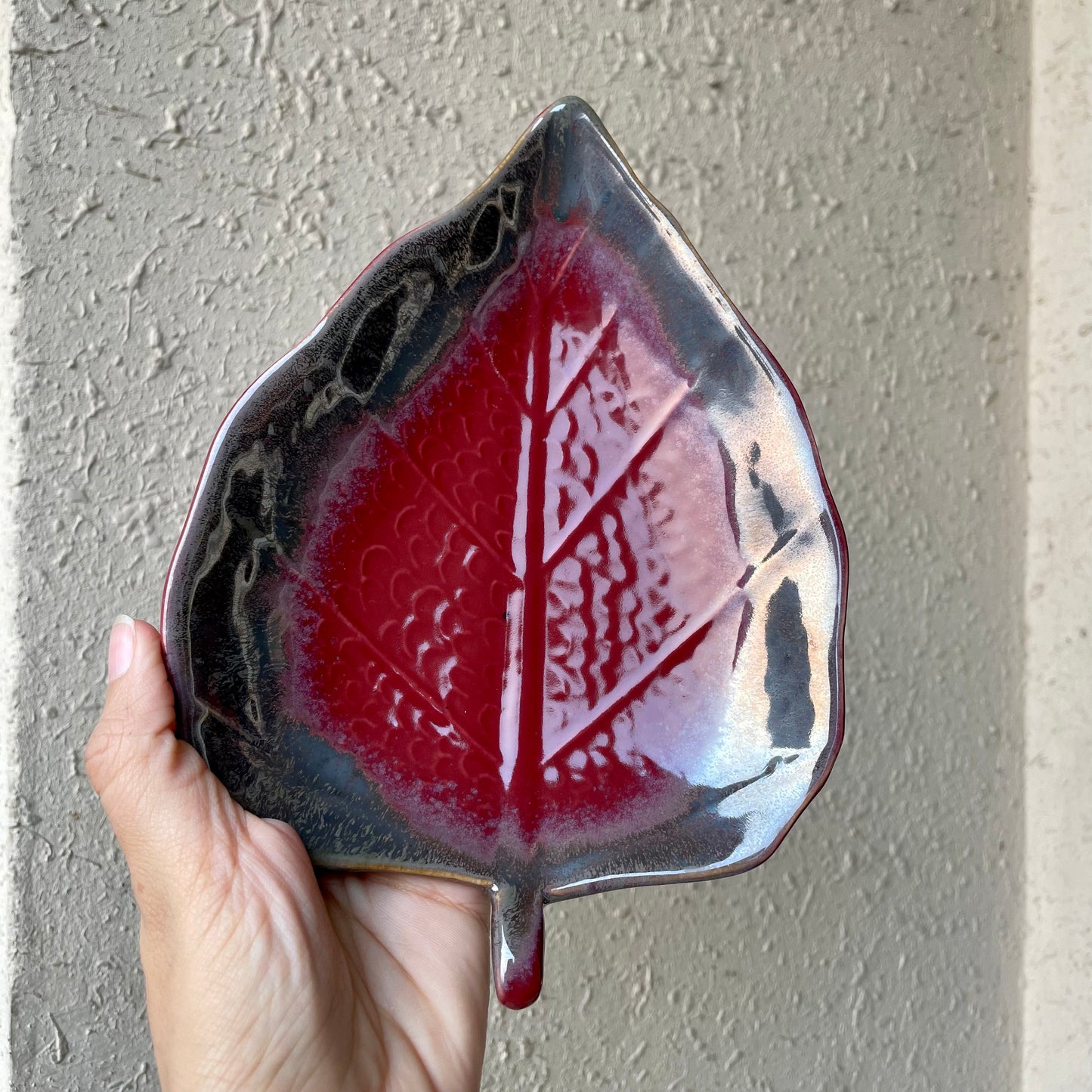 Leaf Platter (BUY 1 GET 1 Free)