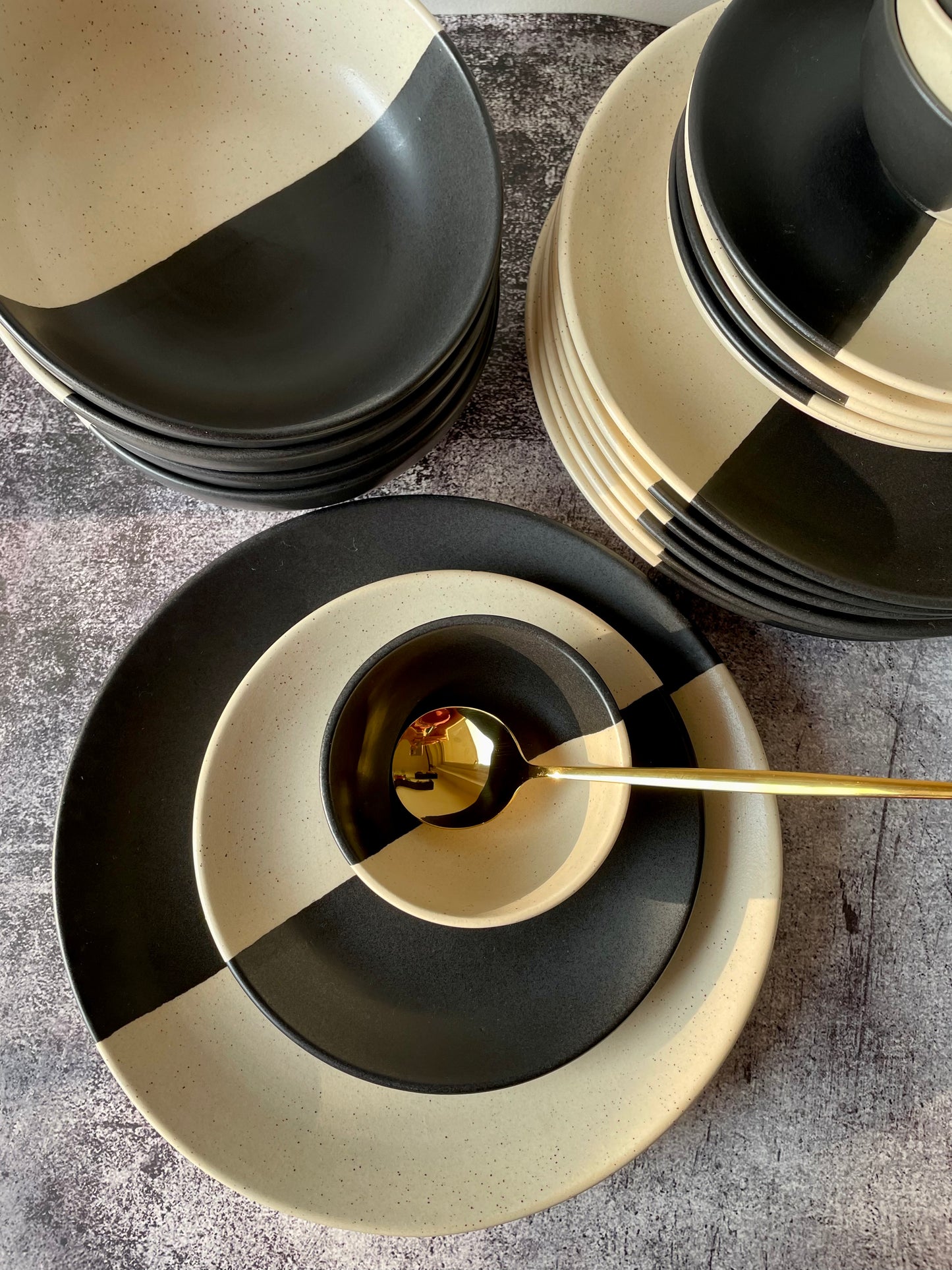 Ebony Ivory Dinner set