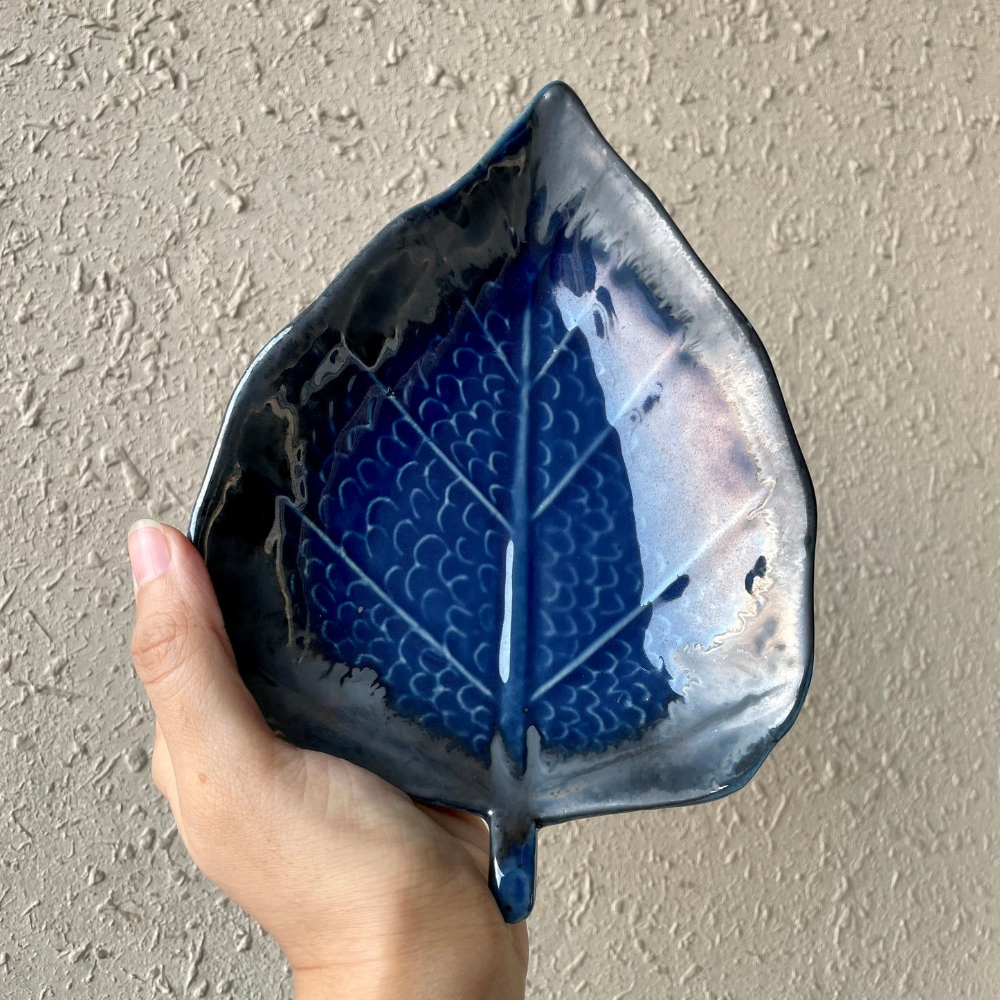 Leaf Platter (BUY 1 GET 1 Free)