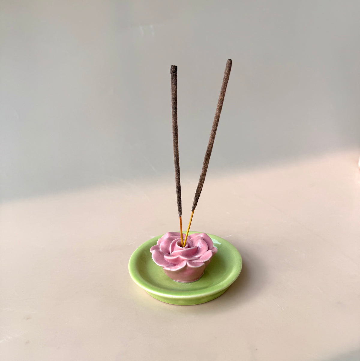 Bloom Aggarbatti stand - Pink Rose
