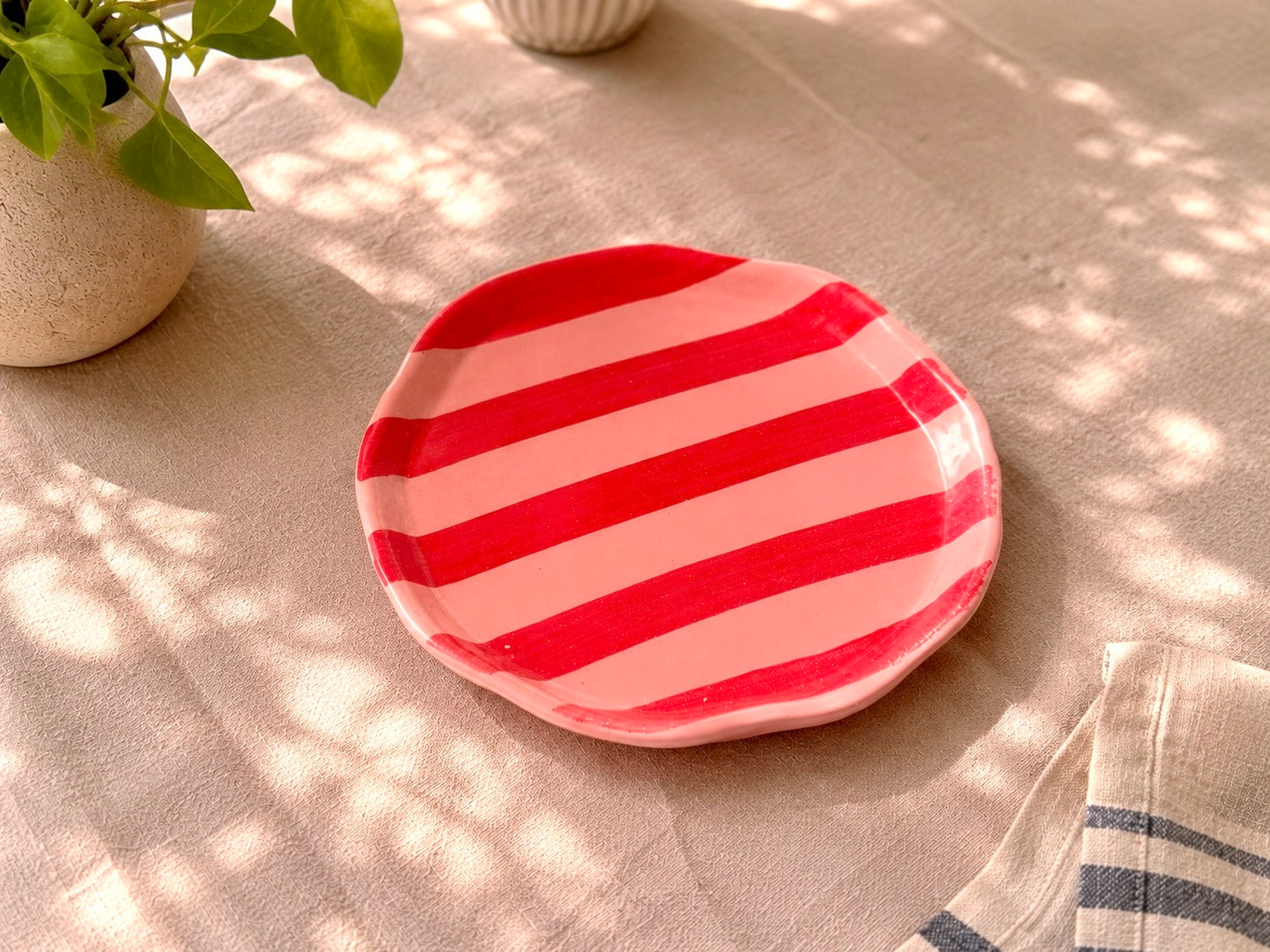 Candy stripe dessert plate