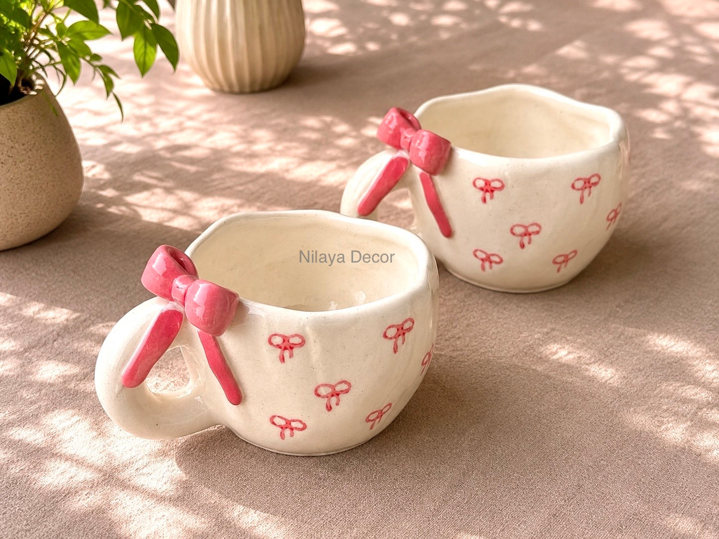 Blush bow cup