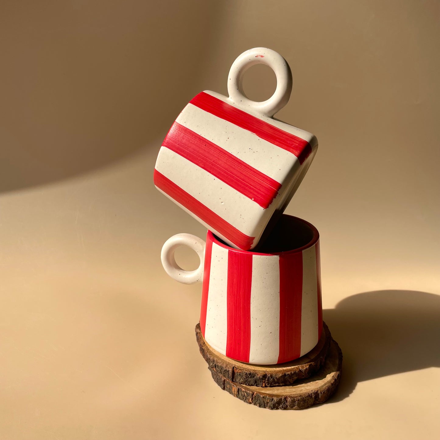 Set of 5 mugs- contrast colours (at the price of 4)