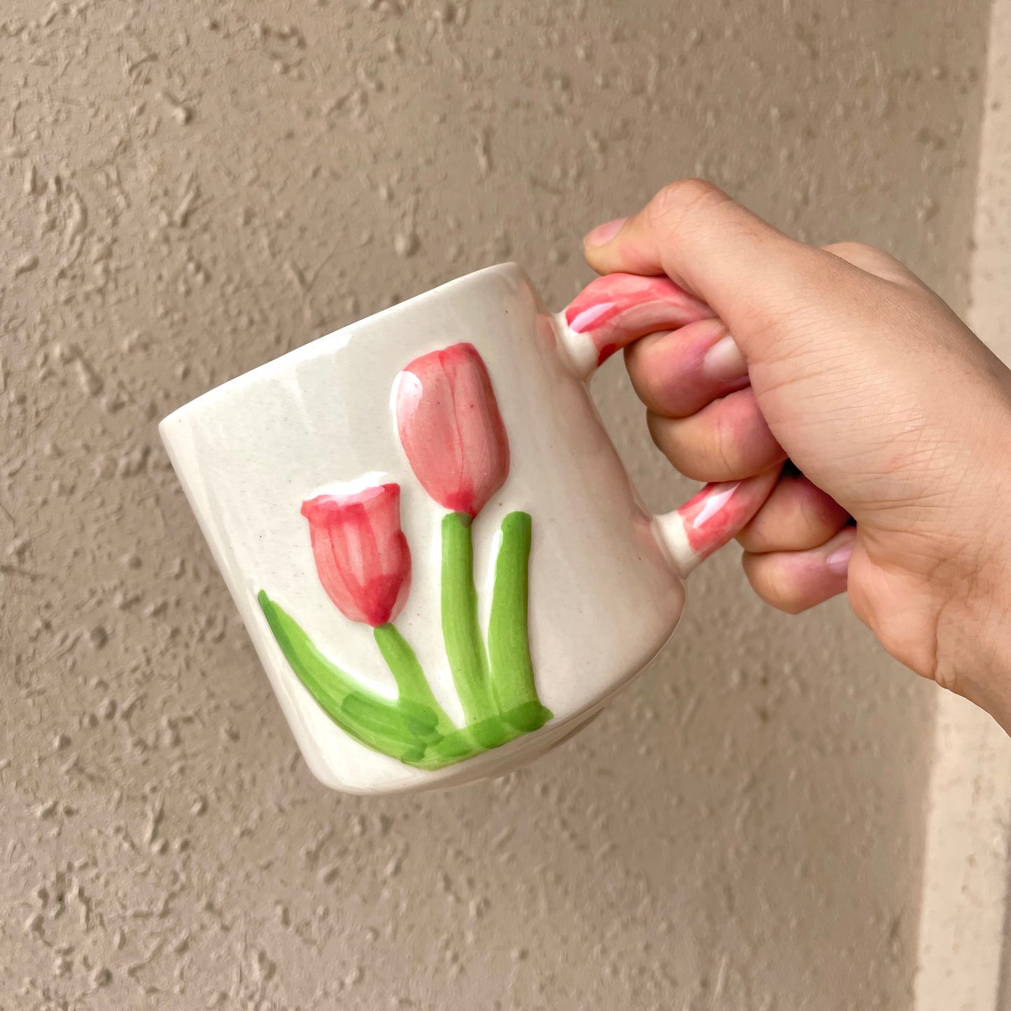 Pink tulip mug