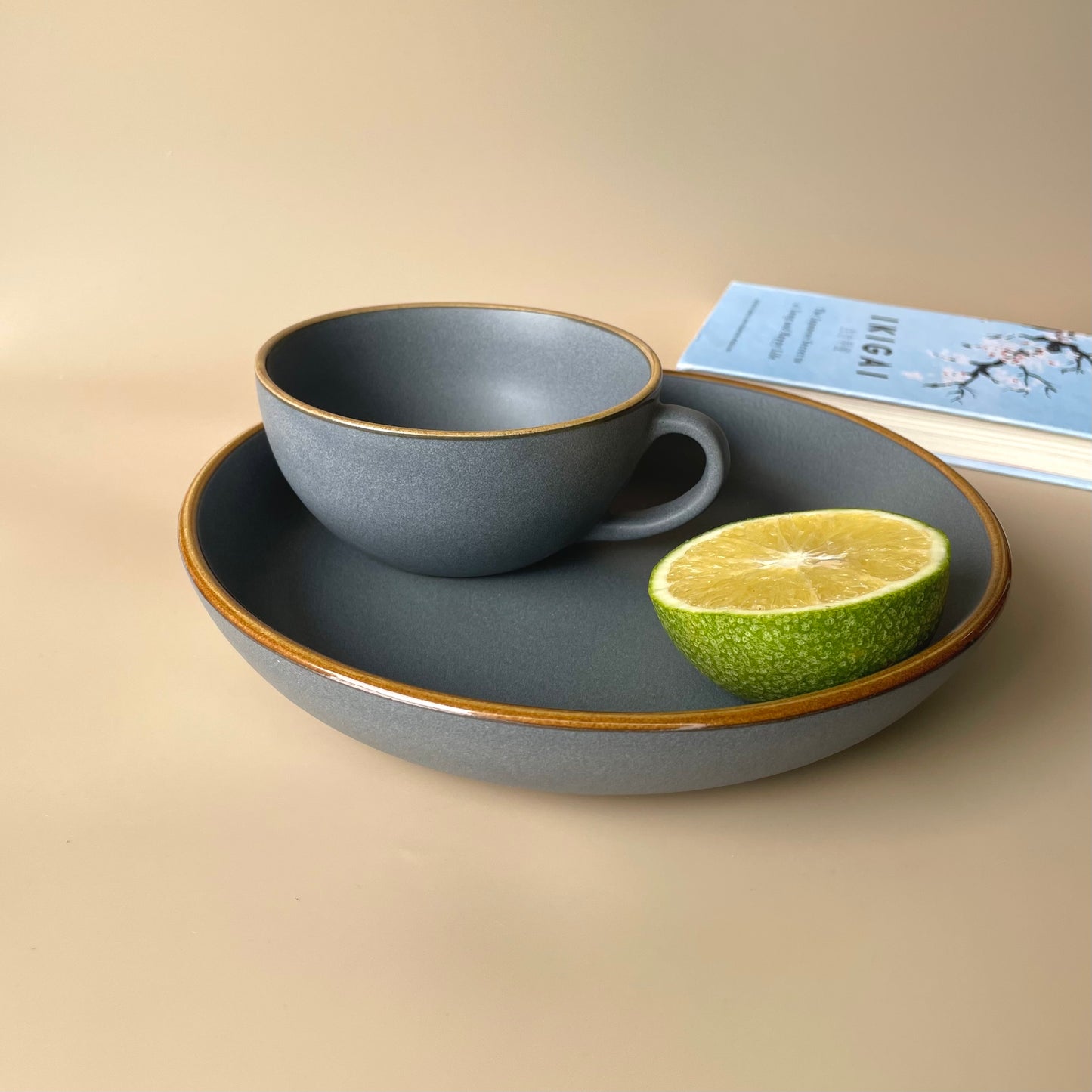 Pebble breakfast set