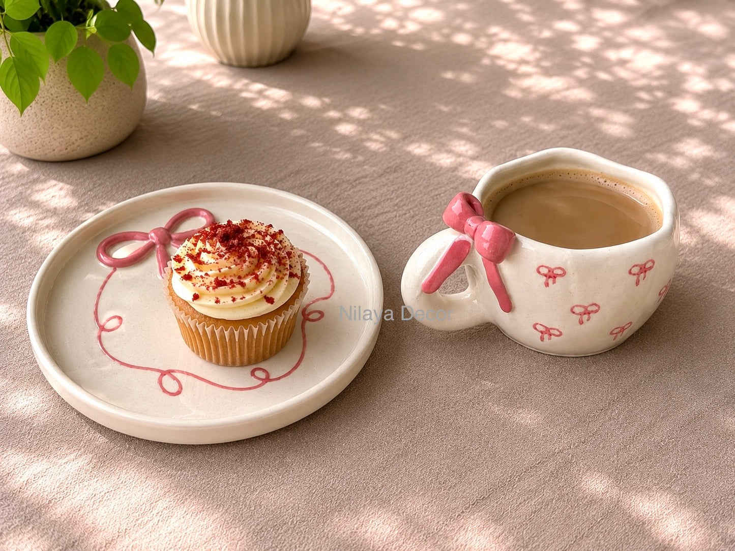 Blush bow plate cup set