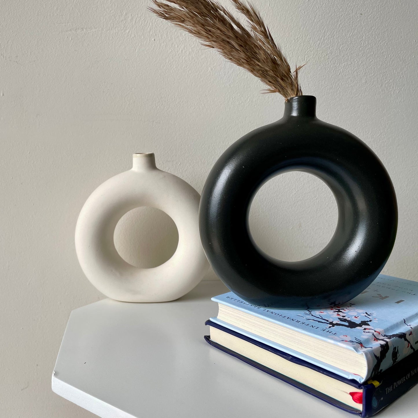 Mini Donut vase (BUY 1 GET 1 Free)