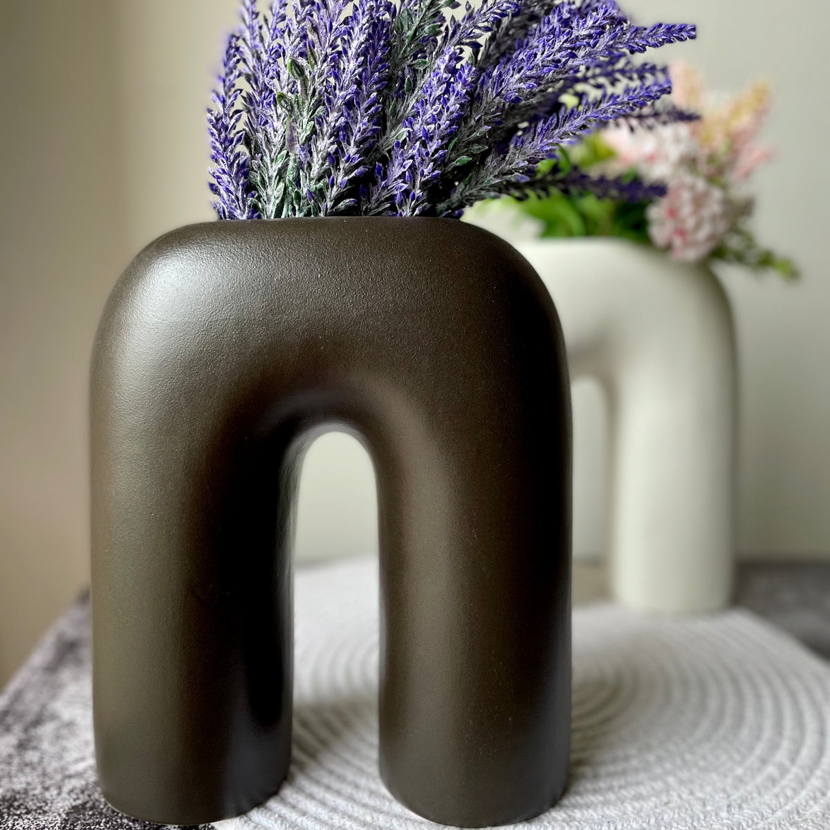 Inverted U-Vase – Nilaya Decor